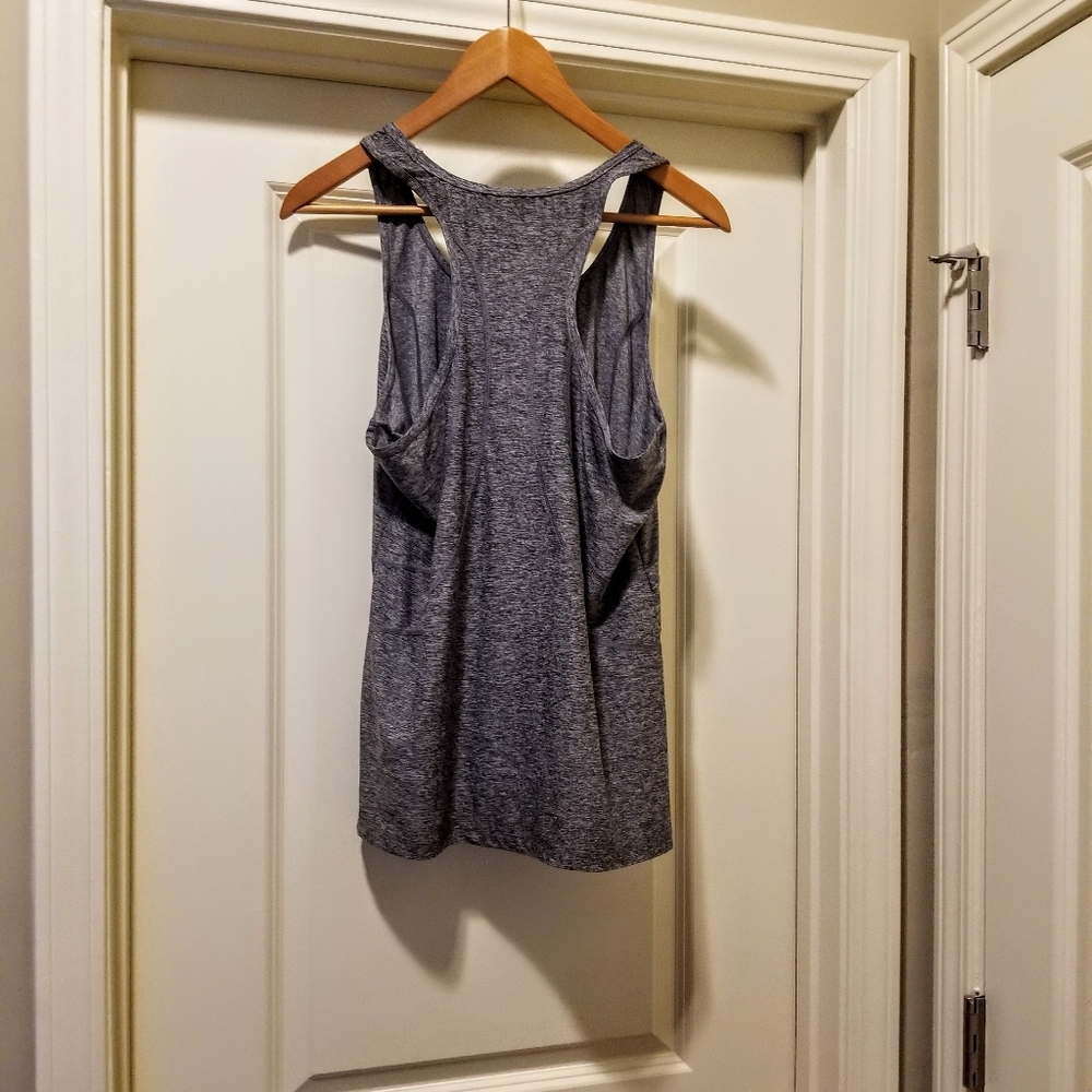 Reebok Racerback Tank NWOT - Picture 3 of 5